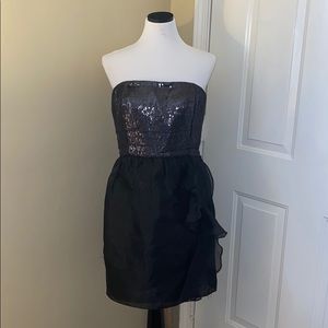 BLACK SEQUIN TOOLE CALVIN KLIEN DRESS W POCKETS